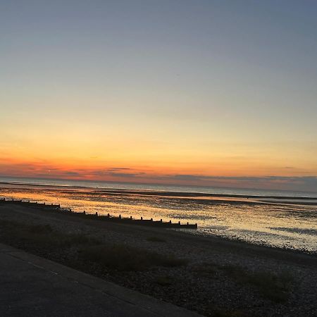 Lovely Static Caravan Whitstable Buitenkant foto