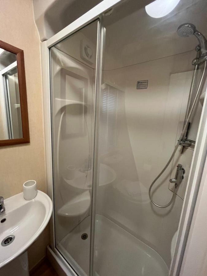 Lovely Static Caravan Whitstable Buitenkant foto
